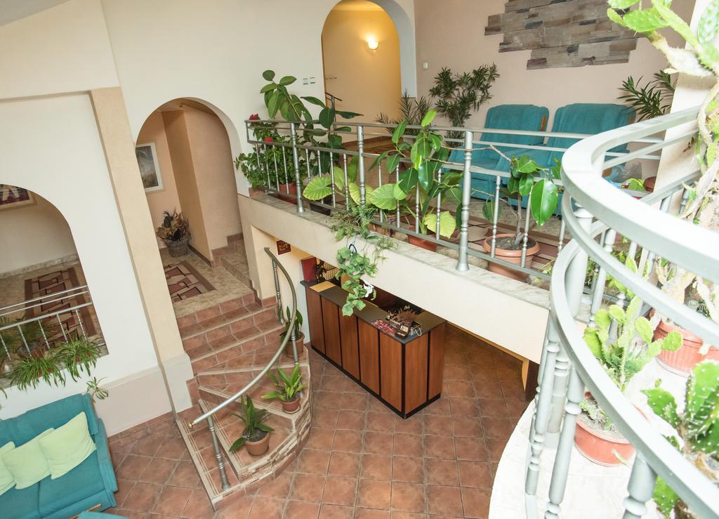 Family Hotel Accent Razgrad Exterior photo