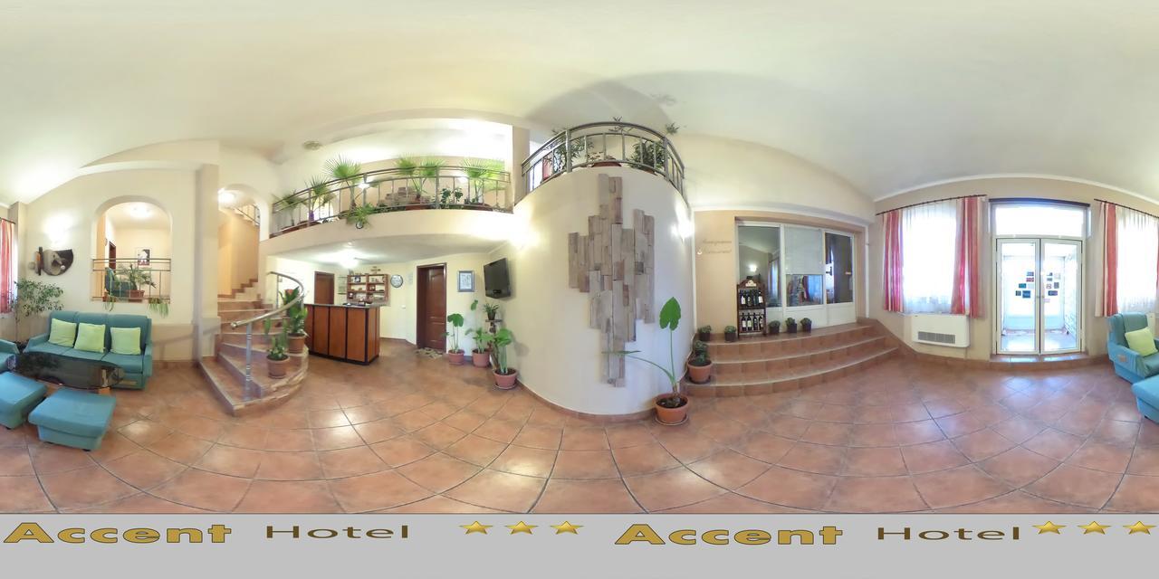 Family Hotel Accent Razgrad Exterior photo